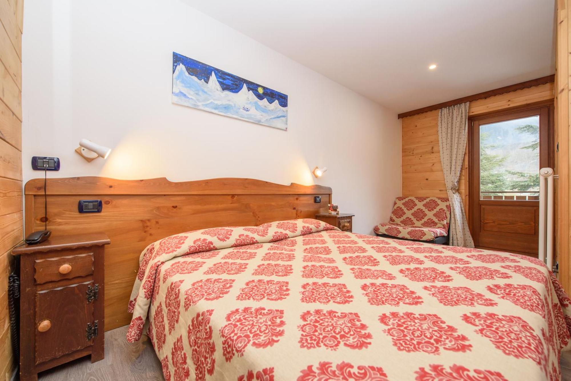 Hotel Des Roses Antey-Saint-André Eksteriør bilde
